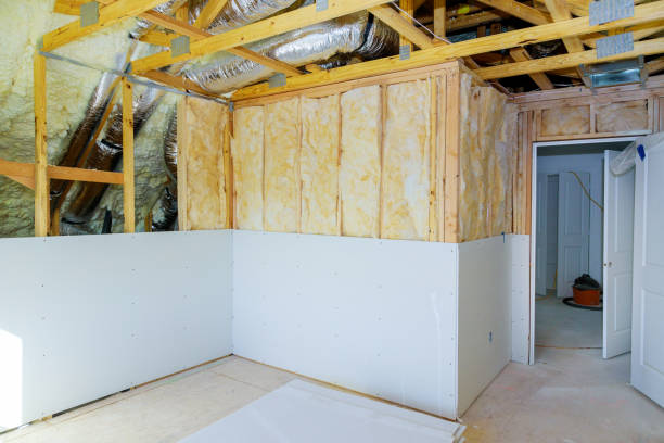 Best Specialized Insulation Services in Fulton, MS